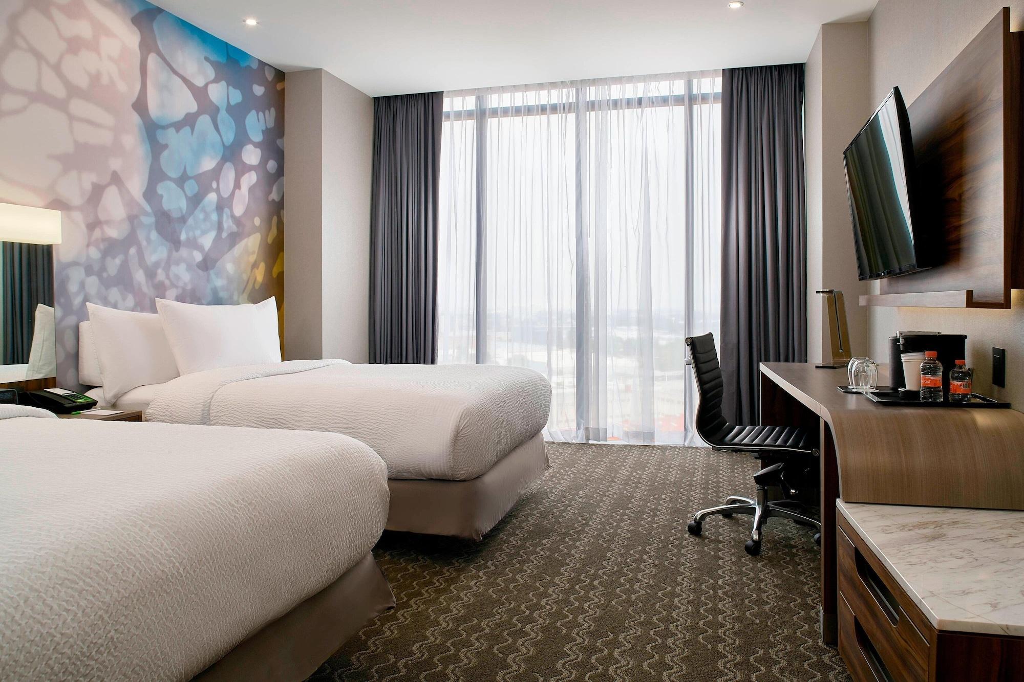 Courtyard By Marriott Mexico City Toreo Exteriér fotografie